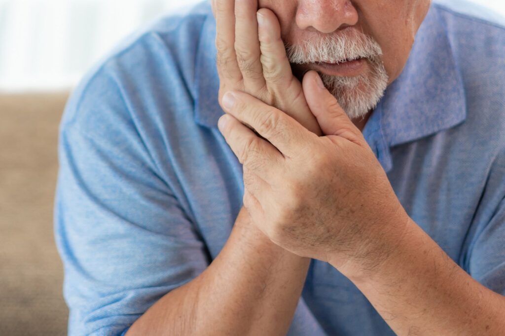 Παρενέργειες - Επιπλοκές Εμφυτευμάτων Επιπλοκές στα Εμφυτεύματα Δοντιών